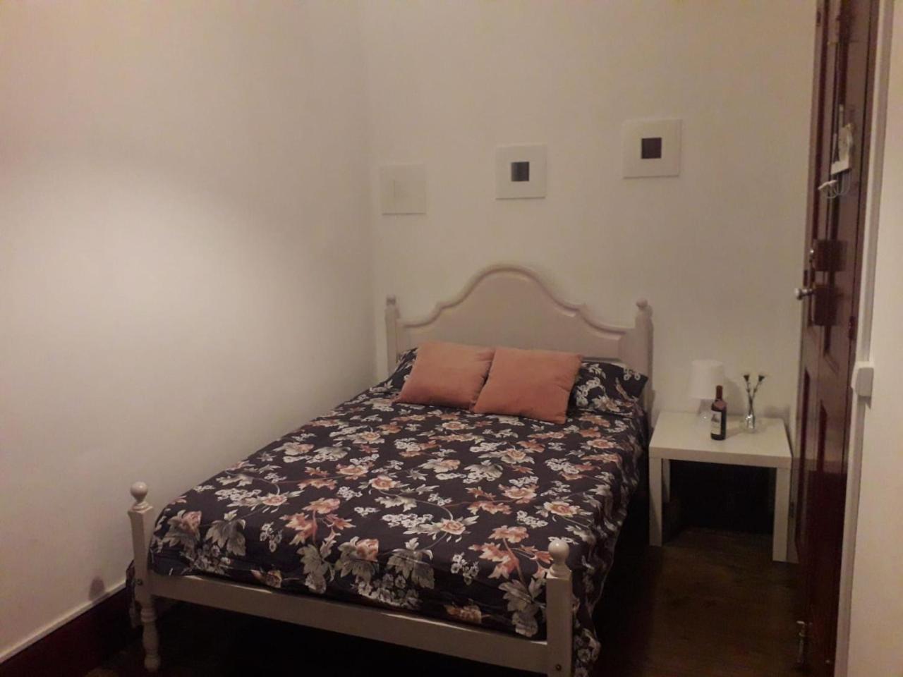 Pb4 House Hostel Брага Екстериор снимка